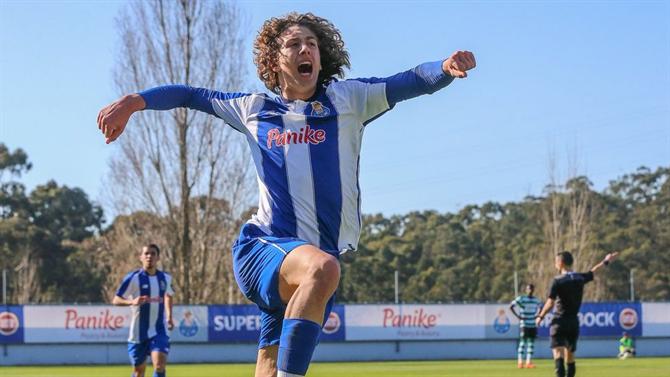 Pepê decide em jogo-treino no Dragão. Santa Clara na final four da Taça