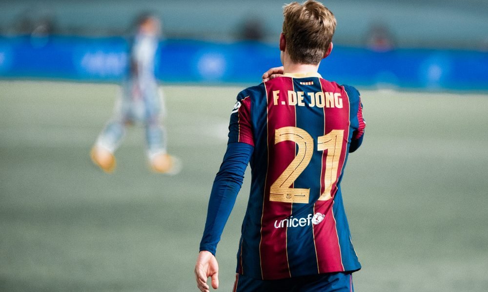 Com retorno de Pedri, Barcelona divulga relacionados para jogo contra a  Real Sociedad; de Jong segue fora - Gazeta Esportiva