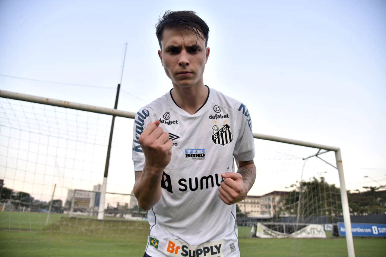 Quem é Vinicius Zanocelo e por que o Santos o contratou?
