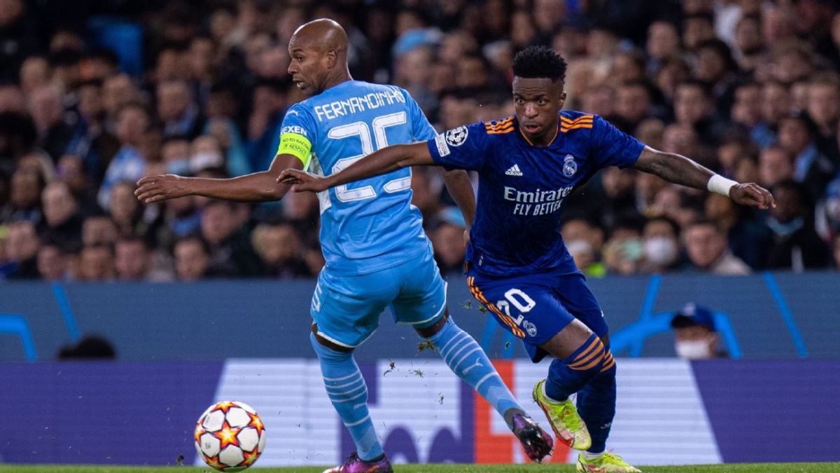 Nakajima segue em frente e vai jogar com o Manchester City no