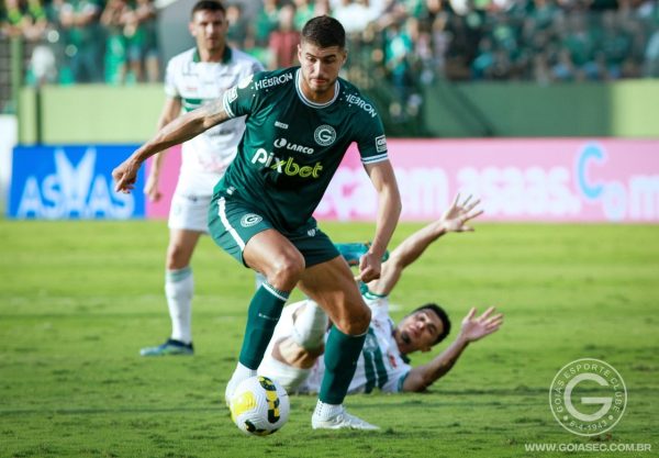 Com a cara de Pedro Raul e Jair Ventura, Goiás ganha força para permanecer na Série A